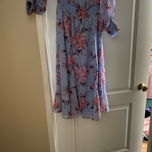 Dress worn once for friend’s wedding pictures. Purchased from Nordstrom. - Picture 3 of 4